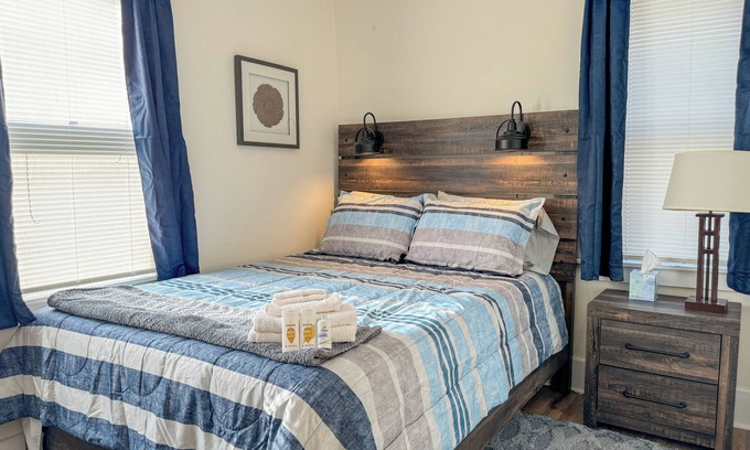 South End Apartamento | Walk to Everything - Burlington - Lake Champlain -UVM
