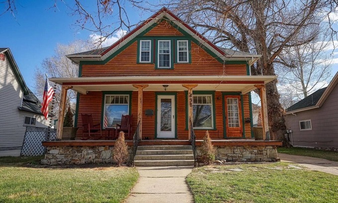 Sheridan Casa | Walk to historic downtown, cozy, pets welcome!