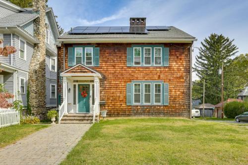 Newburgh Casa | Walk to Hudson River Waterfront Newburgh Home