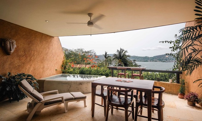 Playa Las Gatas Apartamento | WALK to La Ropa Beach - Luxury 2 bed 2 bath at Armadillo