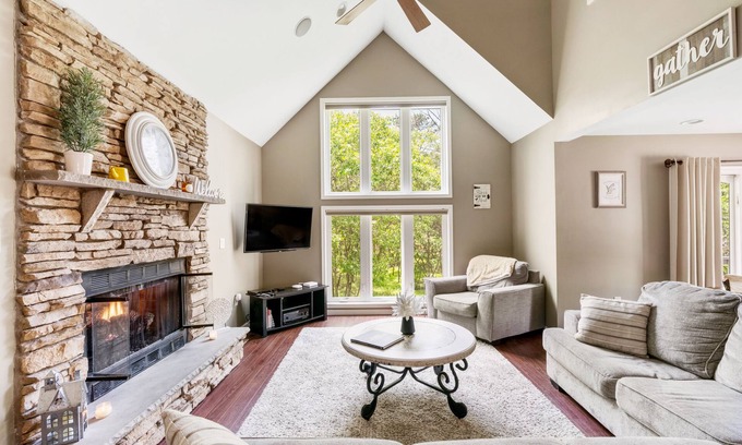 Albrightsville Casa | CASA DE VACACIONES DE POCONO DE LUJO! MINS TO BIG BOULDER & JACK FROST SKI RESORTS