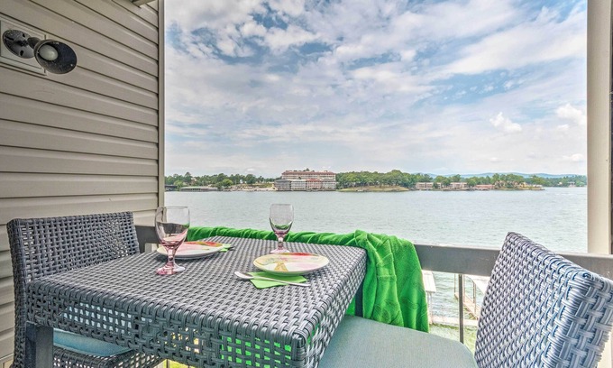 Lake Hamilton Apartamento | Walk to Lake Hamilton: 'to-do' Home w/ Pool Access