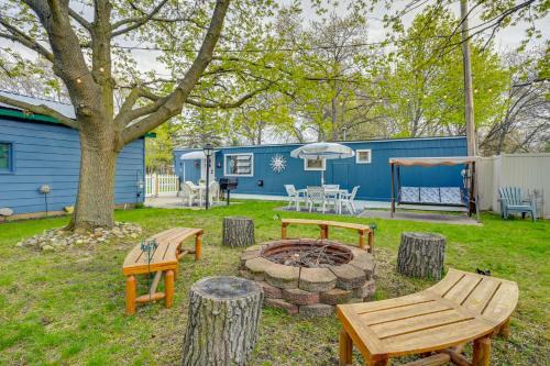 Caseville Casa | Walk to Lake Huron Pet-Friendly Caseville Cottage