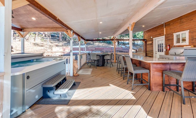Glencoe Cabina | Walk to Lakemont Pines Lake, w/Hot Tub