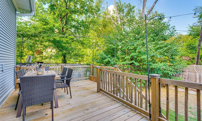 East of Broadway Apartamento | Walk to Main St: Eclectic Gem in Little Rock