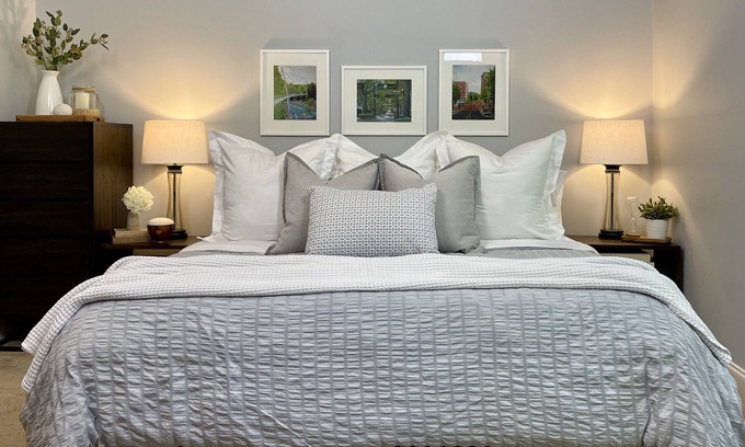 Greenville Downtown Casa | Downtown Townhouse con 2 lugares de estacionamiento, @ Falls Park