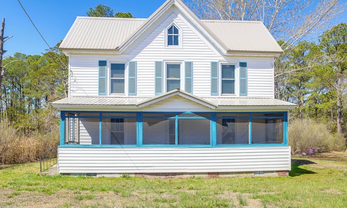 Crisfield Casa | Walk to Main Street: Family-Friendly Crisfield Gem