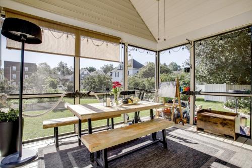 Cambridge Casa | Walk to Marina, Park and Dtwn Cambridge Family Home