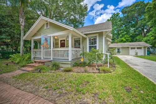 Mount Dora Casa | Walk to Mount Dora Historic District Cozy Home!