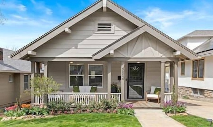 West Plaza Casa | Walk to Plaza & Park + Close to KU Med & St. Lukes Hospitals