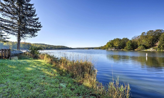 Hamlin Casa | Walk to Roaming Woods Lake: Home w/ Fire Pit!