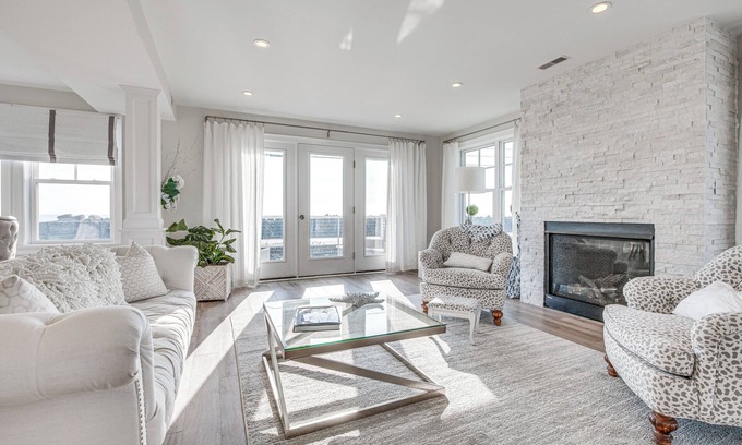 Rye Casa | Walk to Rye Harbor State Park: Home w/ Ocean Views