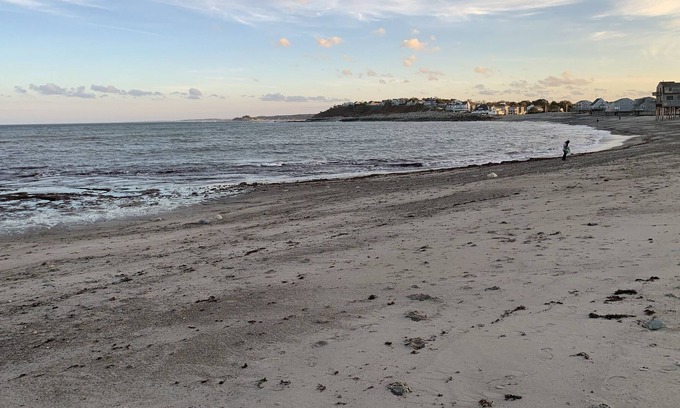 Greenbush Casa | Walk to Scituate Harbor, Peggoty Beach...3BR/2BA House w/ Nice Yard