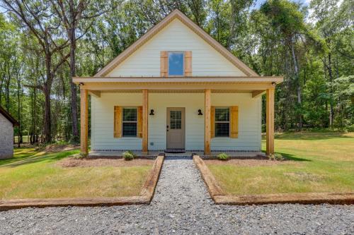 Millbrook Casa | Walk to Sports Complex Home in Millbrook!