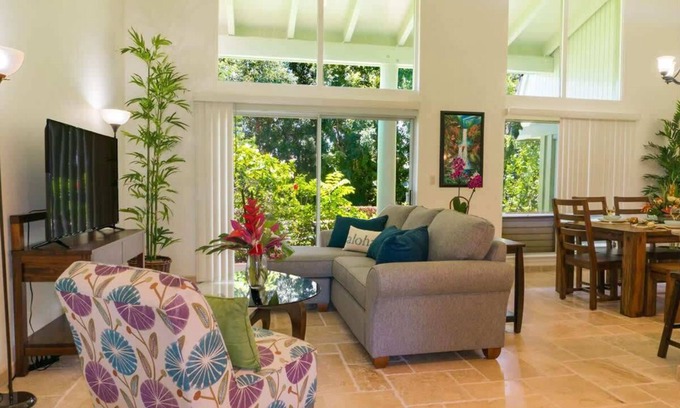 Princeville Condominio | Walk to the Beach and Westin! Sleeps 6