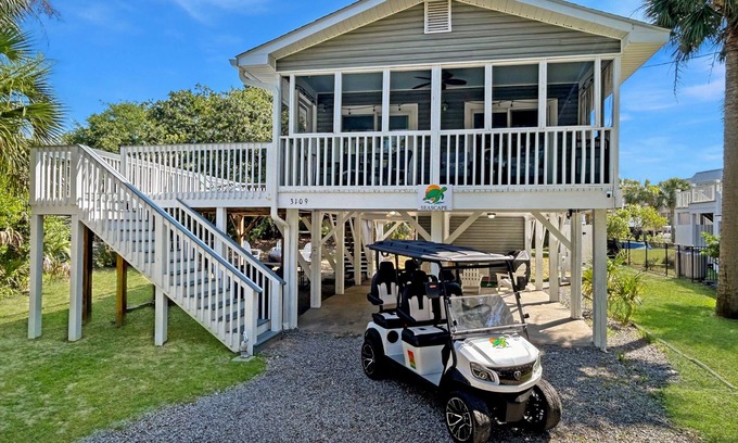 Edisto Island Casa | Walk to the Beach! Firepit, games, pets welcome, bring your boat!!