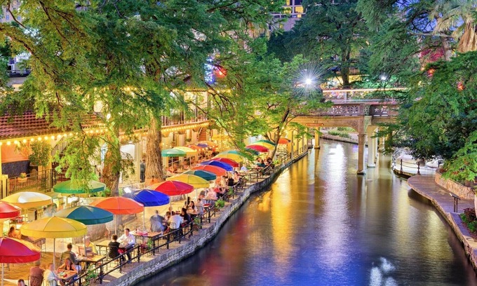 Arsenal Condominio | Walk to the San Antonio Riverwalk - By Downtown, King Williams, Southtown, Tower