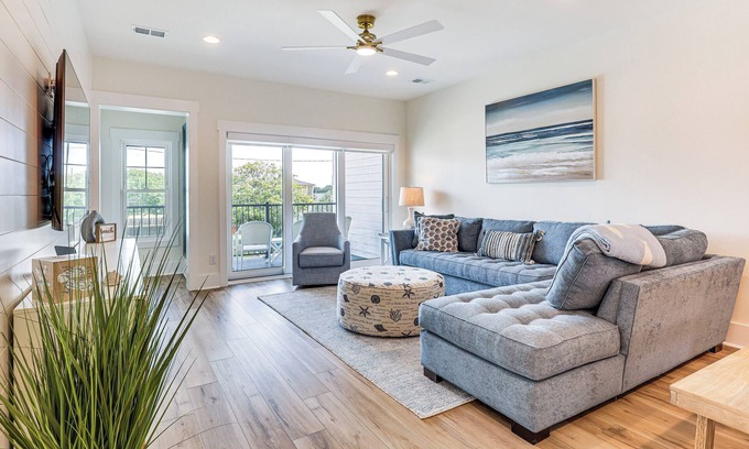 North Carolina Coast Casa | Walk to the Waves: Coastal Kure Beach Retreat