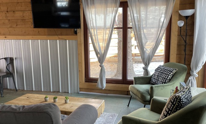 Creede Cabina | Walk to Town