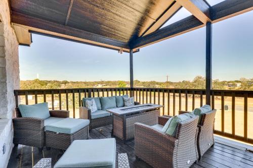 Buchanan Dam Casa | Walk to Water Game Room at Buchanan Dam Home!
