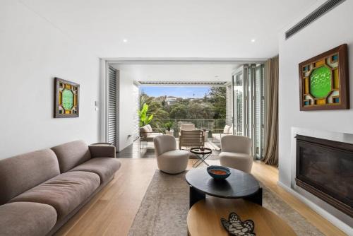 Bronte Casa | Walk to Waves - Bronte Stay