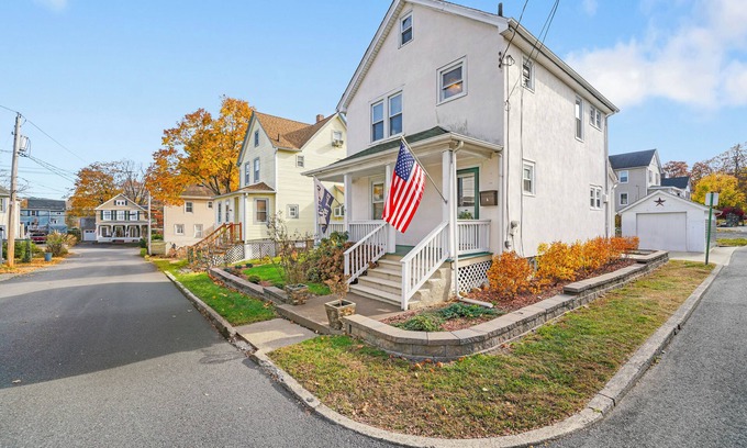 Highland Falls Casa | Walk to West Point from this 2-bedroom charmer