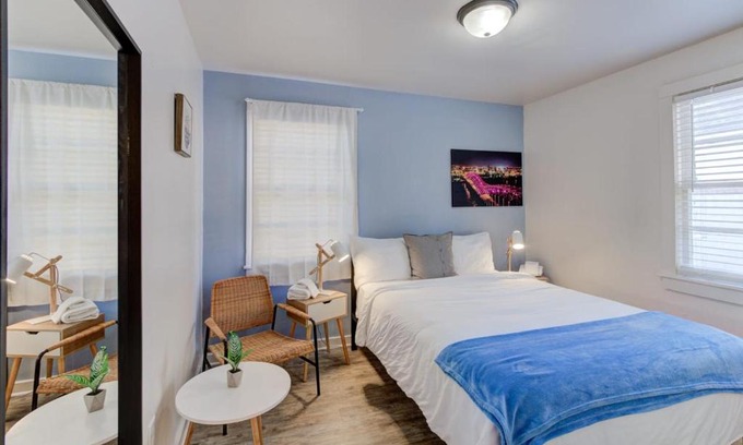 Midtown Apartamento | Walk to your Own Gated Retreat from Midtown's Best