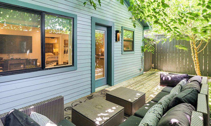 Zilker Casa | Walk to Zilker Park, Barton Springs Pool! Cozy Gem