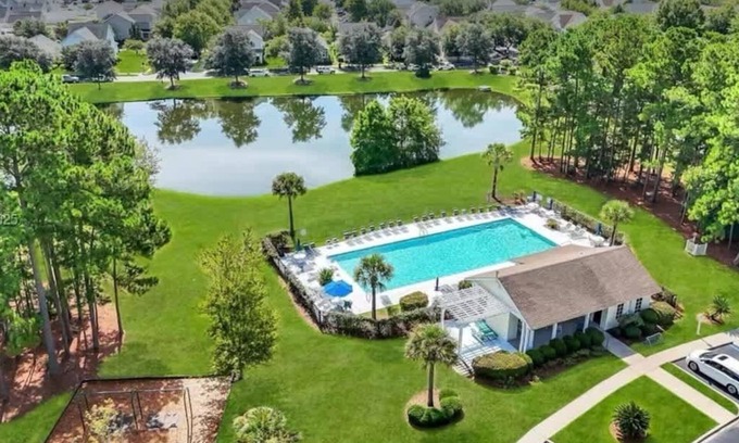 Bluffton Casa | Walk2OldTown! Luxury Designer Home 5 Bed/3 Bath