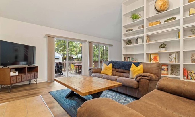 Cary Casa | Walkable|Fenced In|Pet Friendly