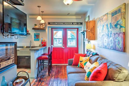 Livingston Apartamento | Walkable Studio Apartment in Downtown Livingston!