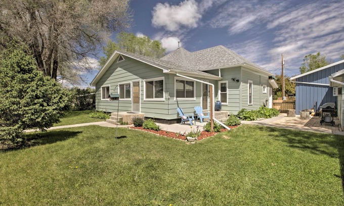 Ten Sleep Casa | Walkable Ten Sleep House w/ Patio & Sunroom!