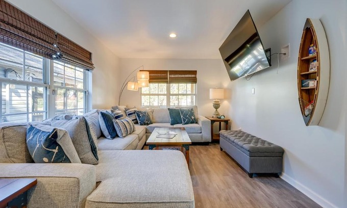 Wilmington Casa | Walkable Wilmington Home Near Historic District