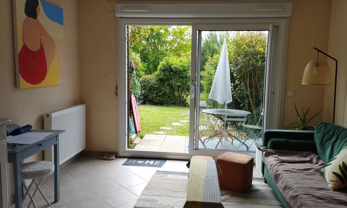 Saint-Marc-sur-Mer Apartamento | Walking distance to the beach and shops. In the peace and greenery!