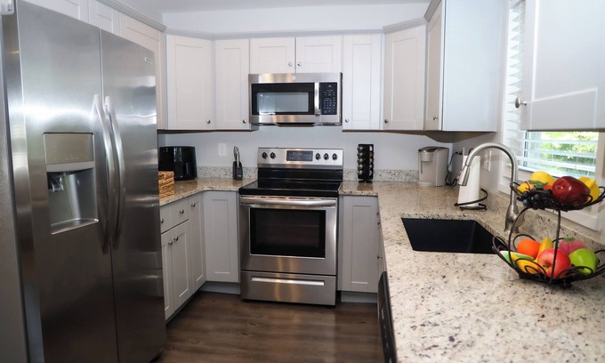 Norwood Casa | Walking Distance to New Amphitheater