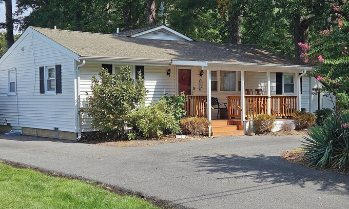 North Beach Casa | Walking distance to Herrington on the Bay! Home with views of the Chesapeake Bay
