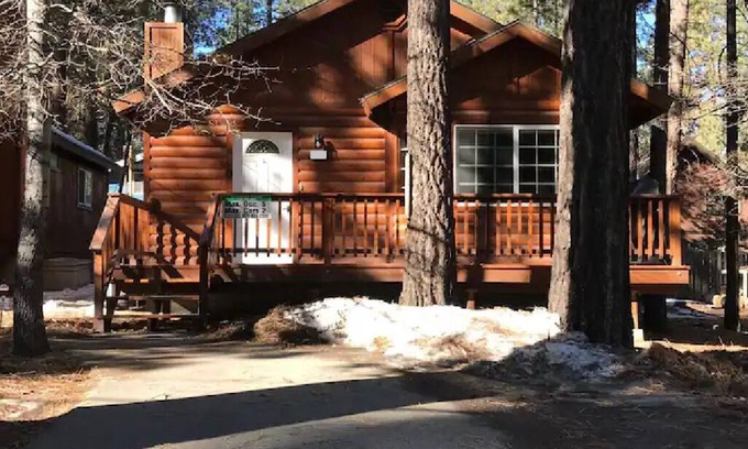 Summit Estates Cabina | Walking Distance to Snow Summit
