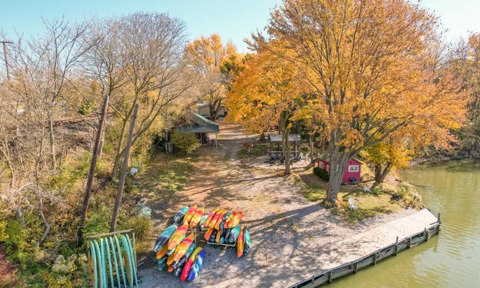 Huron Casa | Walleye Entire Complex