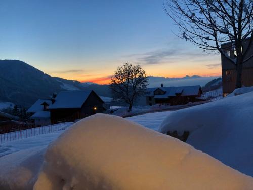 Innerlaterns Apartamento | Walli Laterns - Ski und Bergvergnügen direkt vor der Haustür