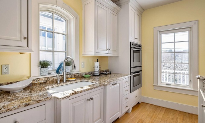 Rye Casa | Wallis Sands Oceanfront Home