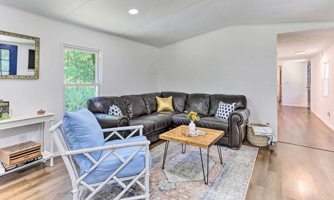 New Paltz Casa | Wallkill Riverfront Retreat: Canoe & Relax!