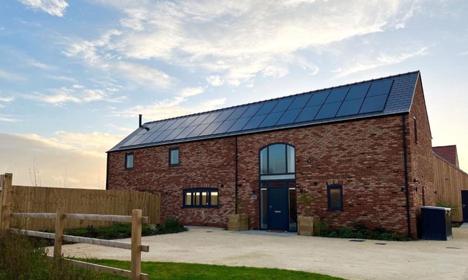 Dunholme Casa | Walnut House, Ashlin Farm Barns