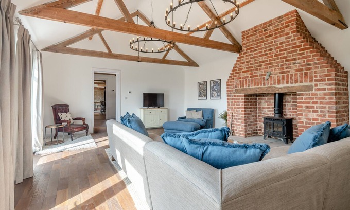Foxley Casa | Walnut Tree Barn - Cuatro Habitaciones Casa, Capacidad 8