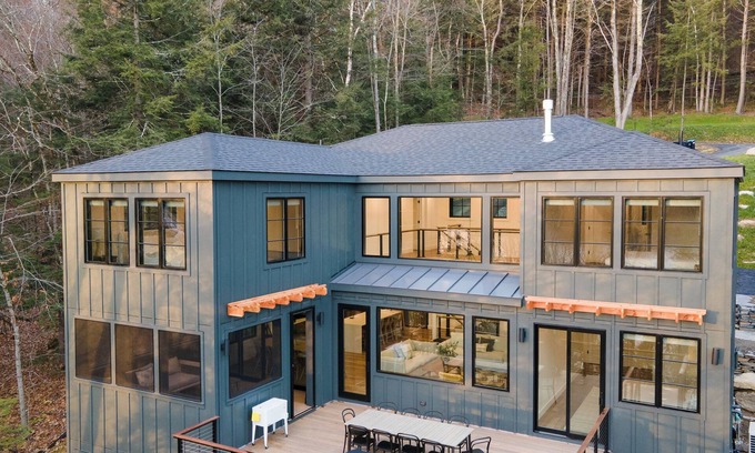 Monterey Casa | Wander Monterey Lake