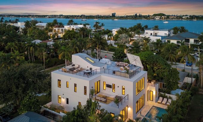 Old Northwood Historic District Casa | Wander Palm Beach