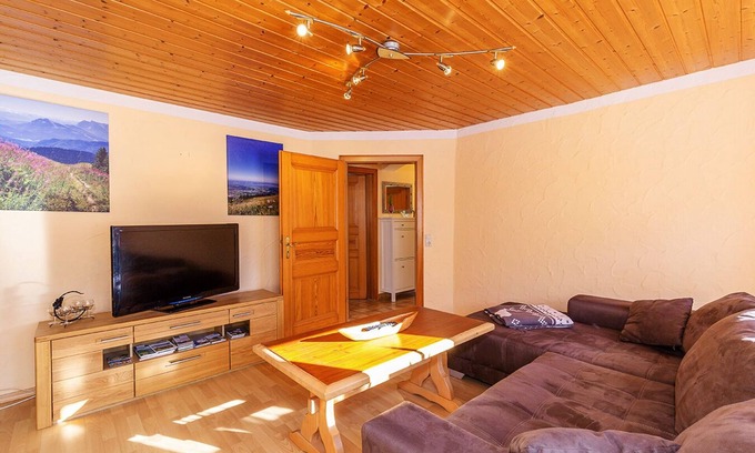 Unterwoessen Apartamento | Apartamento 60 m², 2-3 personas, dormitorio, sala de estar, cocina, ducha / WC, WLAN