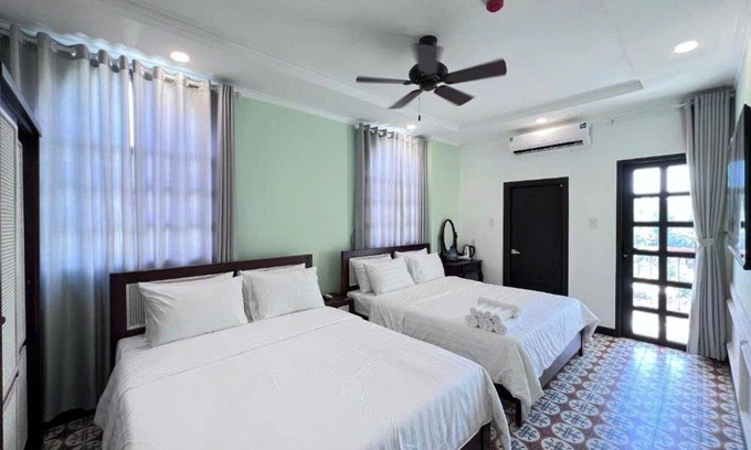 East Ham Tien Beach Hotel | Wanderlust Hotel