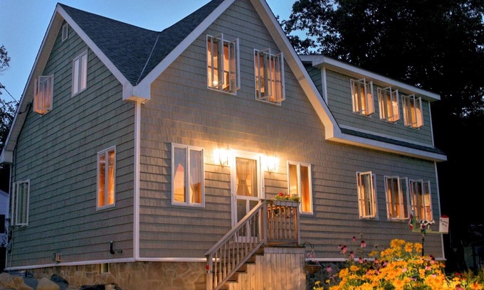 Standish Cabaña | WARD'S COVE Sebago Lake
