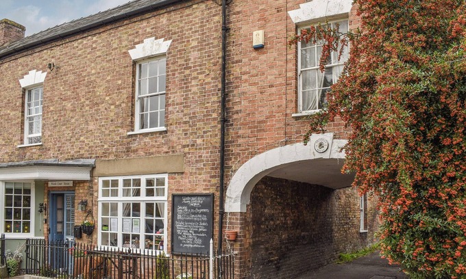Cirencester Cabaña | Wards Court 2 - UK41275