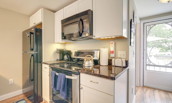 Wareham Cabaña | Wareham Cottage Near Cape Cod & Ski Area!